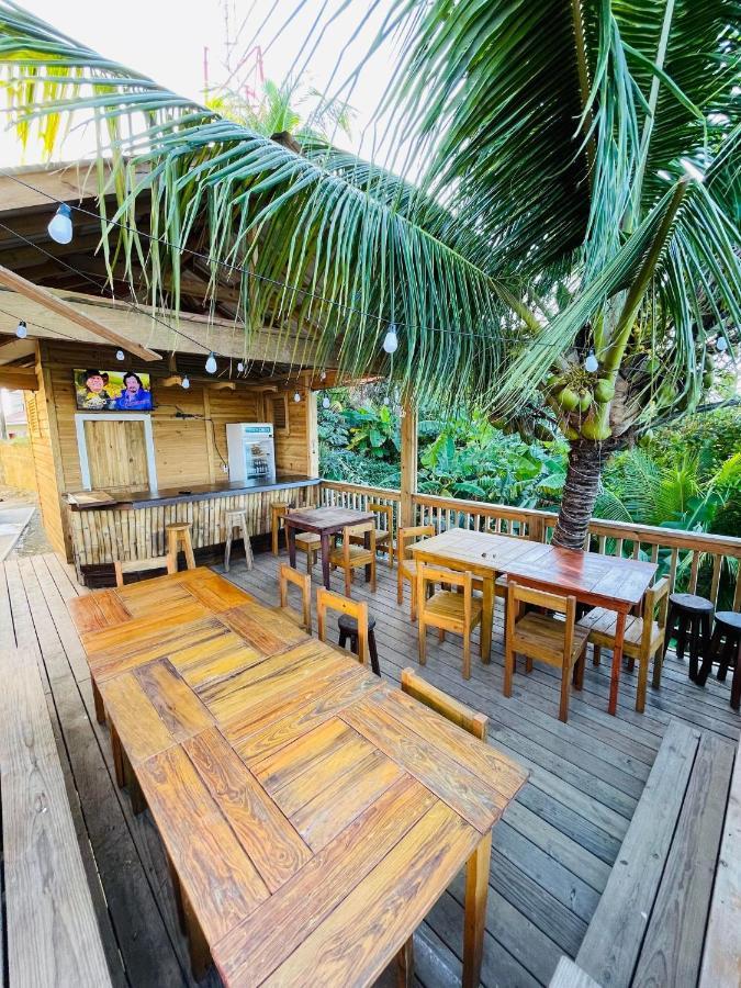 Mr, Crab Apartment Six Huts Exterior photo
